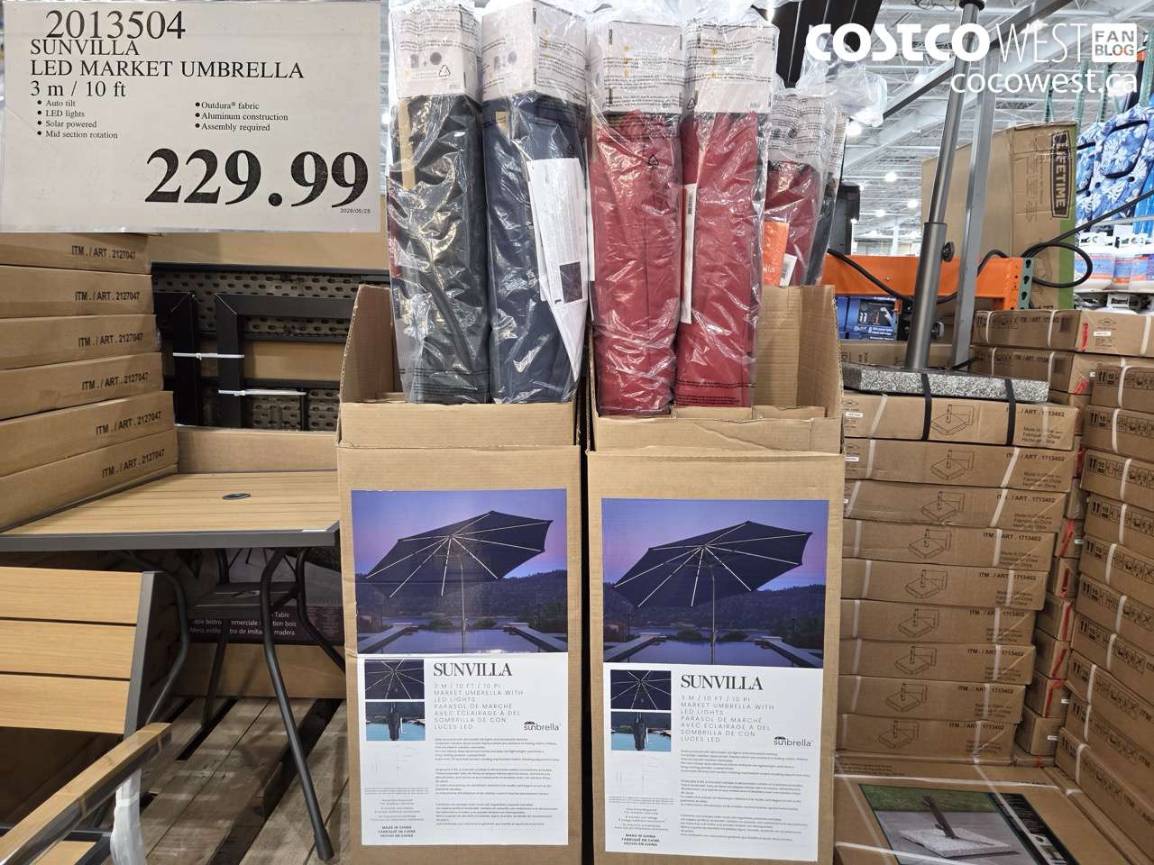 2013504 SUNVILLA LED MARKET UMBRELLA 3 M / 10 FT $229.99