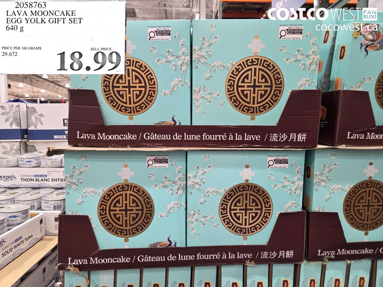 2058763 LAVA MOONCAKE EGG YOLK GIFT SET 640 G $18.99