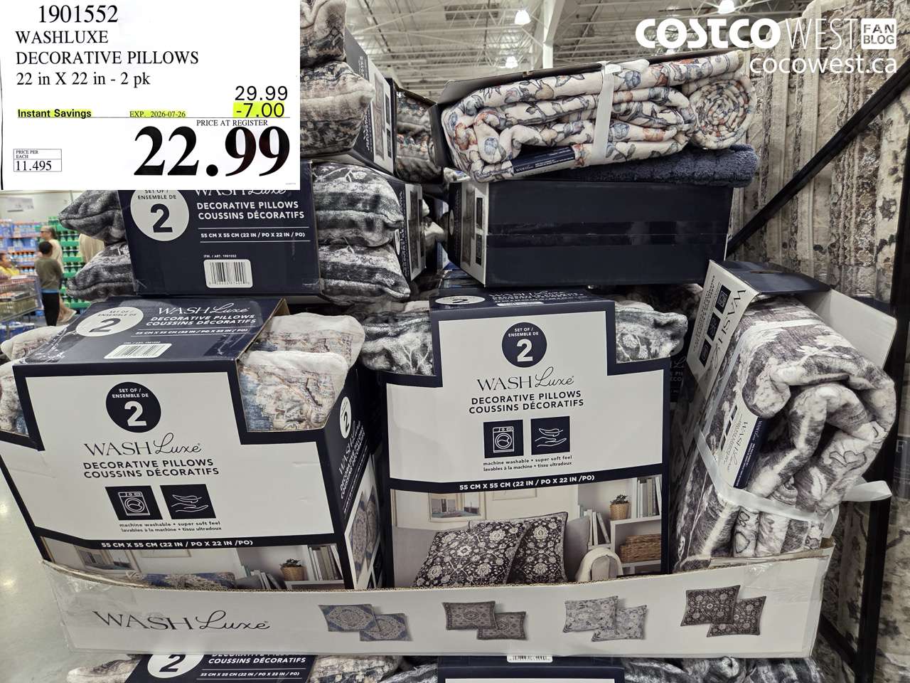 1901552 WASHLUXE DECORATIVE PILLOWS 22 IN X 22 IN - 2 PK ($7.00 INSTANT SAVINGS EXPIRES ON 2026-07-26) $22.99