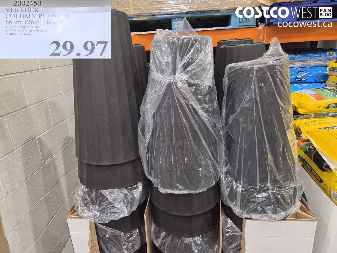 2002450 VERADEK COLUMN PLANTER 66 CM (26IN) HEIGHT $29.97