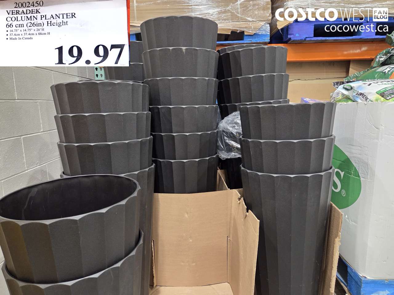 2002450 VERADEK COLUMN PLANTER 66 CM (26IN) HEIGHT $19.97