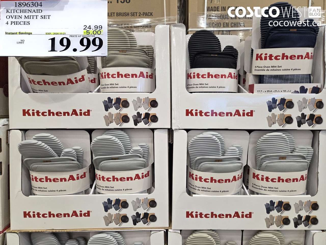 1896304 KITCHENAID OVEN MITT SET 4 PIECES ($5.00 INSTANT SAVINGS EXPIRES ON 2026-10-25) $19.99