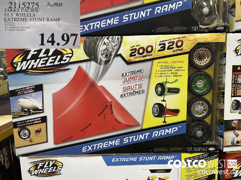 2115275 JAKKS PACIFIC FLY WHEELS EXTREME STUNT RAMP $14.97
