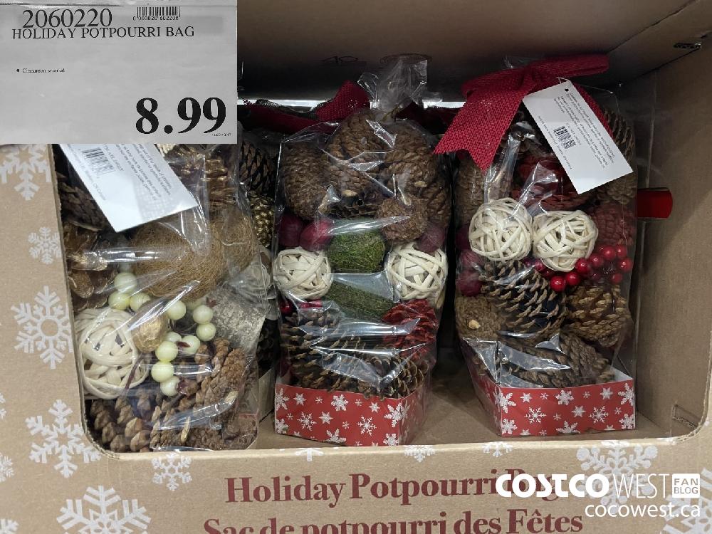 2060220 HOLIDAY POTPOURRI BAG $8.99