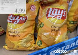 1526446FRITO LAY CHEDDAR JALAPENO 620 g $4.99