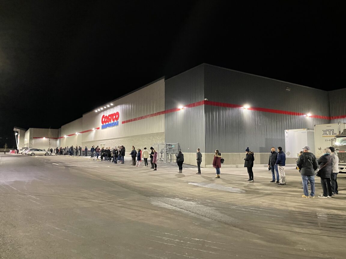 Kelowna Costco Grand Opening Doorcrashers and New Items until 202202